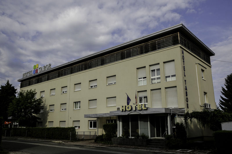 Hotel Tabor Maribor Exterior photo